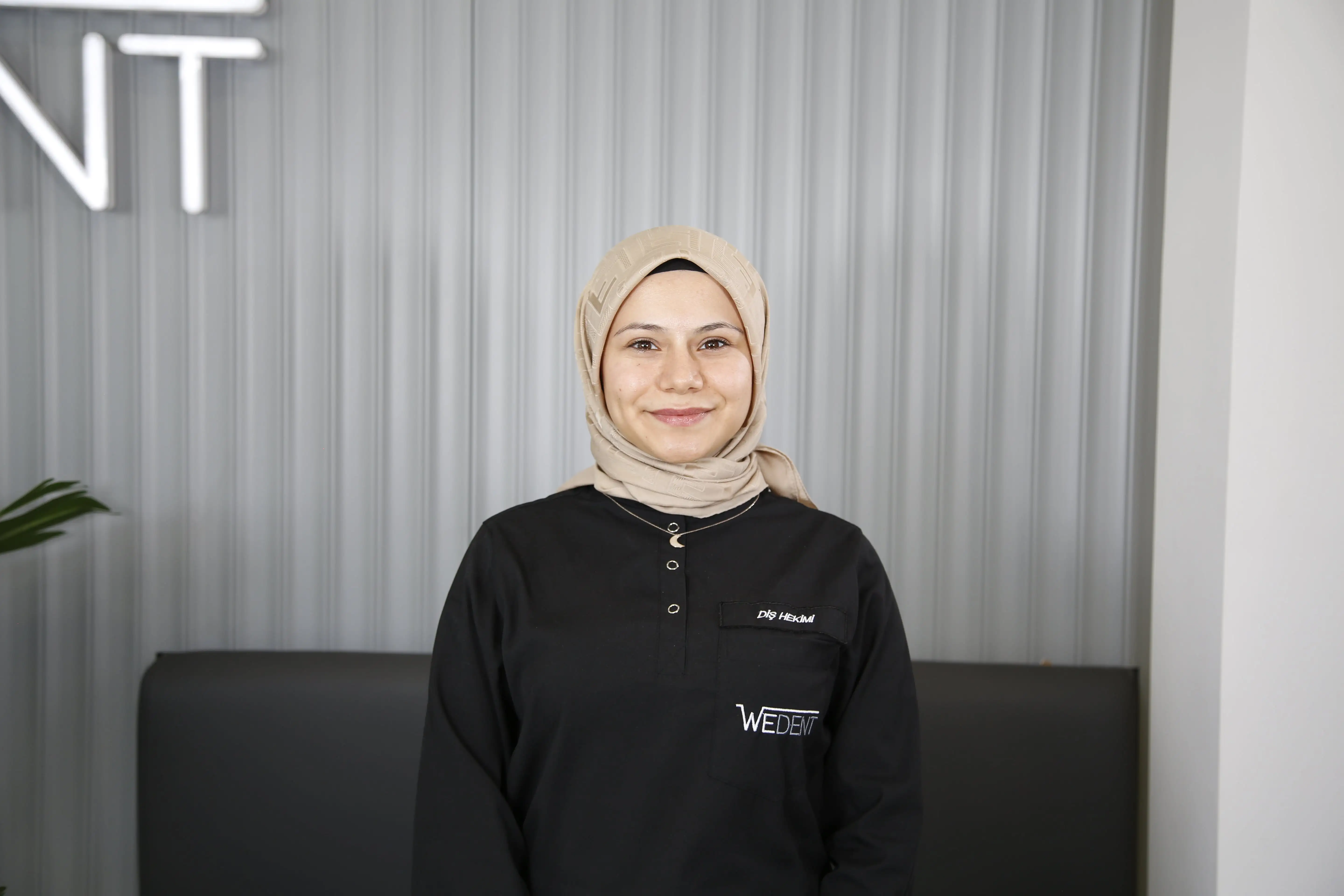 Diş Hekimi Nurdan Uçar